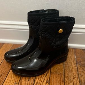 Tommy Hilfiger Rain Boots. Black. Women’s Size 9. Only worn a few times.